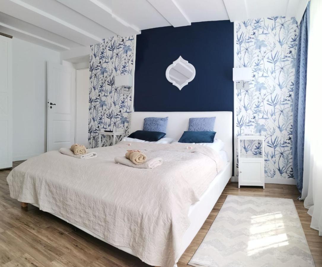 Przy Jeziorach 2 Apartment *